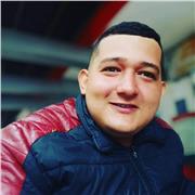 un profesor de matemáticas,dispuesto ayudar a los grados de primaria y secundaria básica